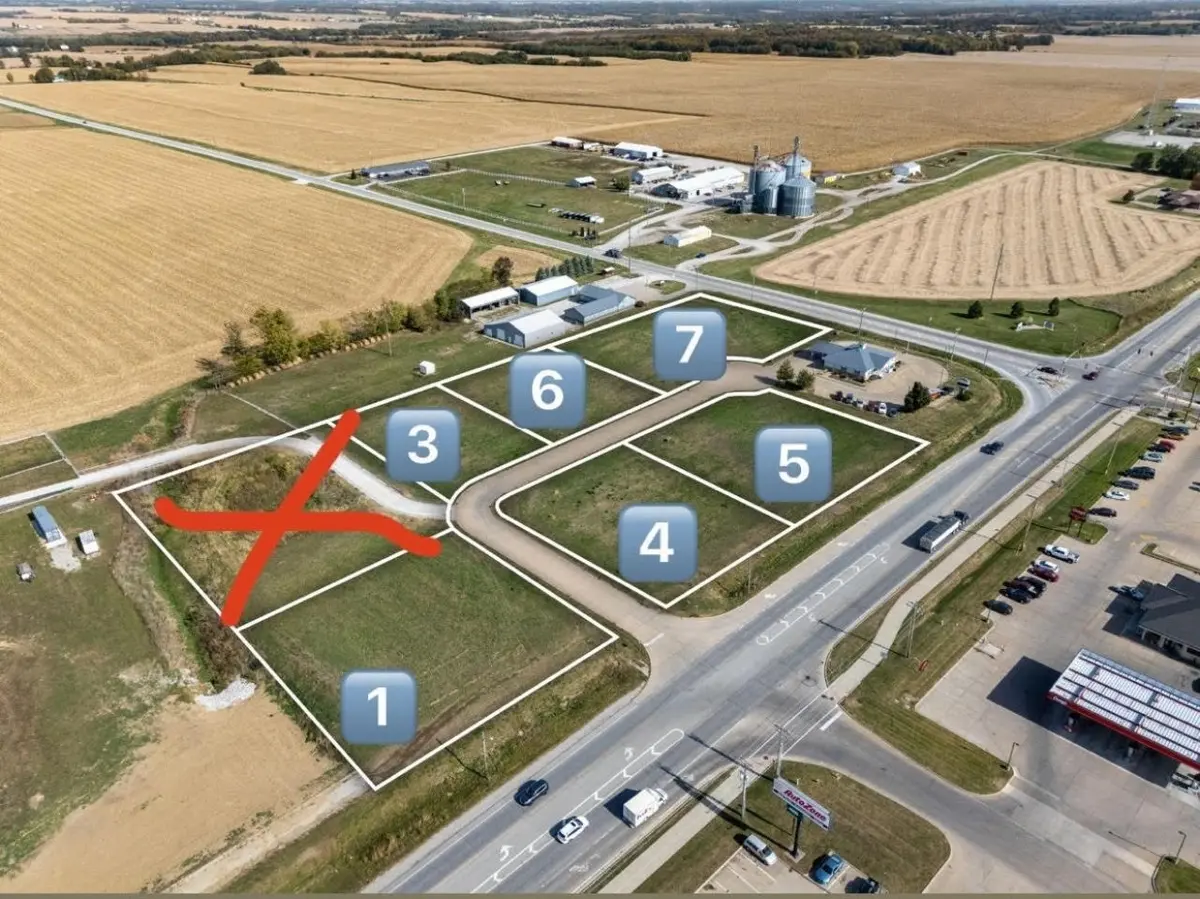 Lot 1 13th Avenue CT, Aledo, IL 61231