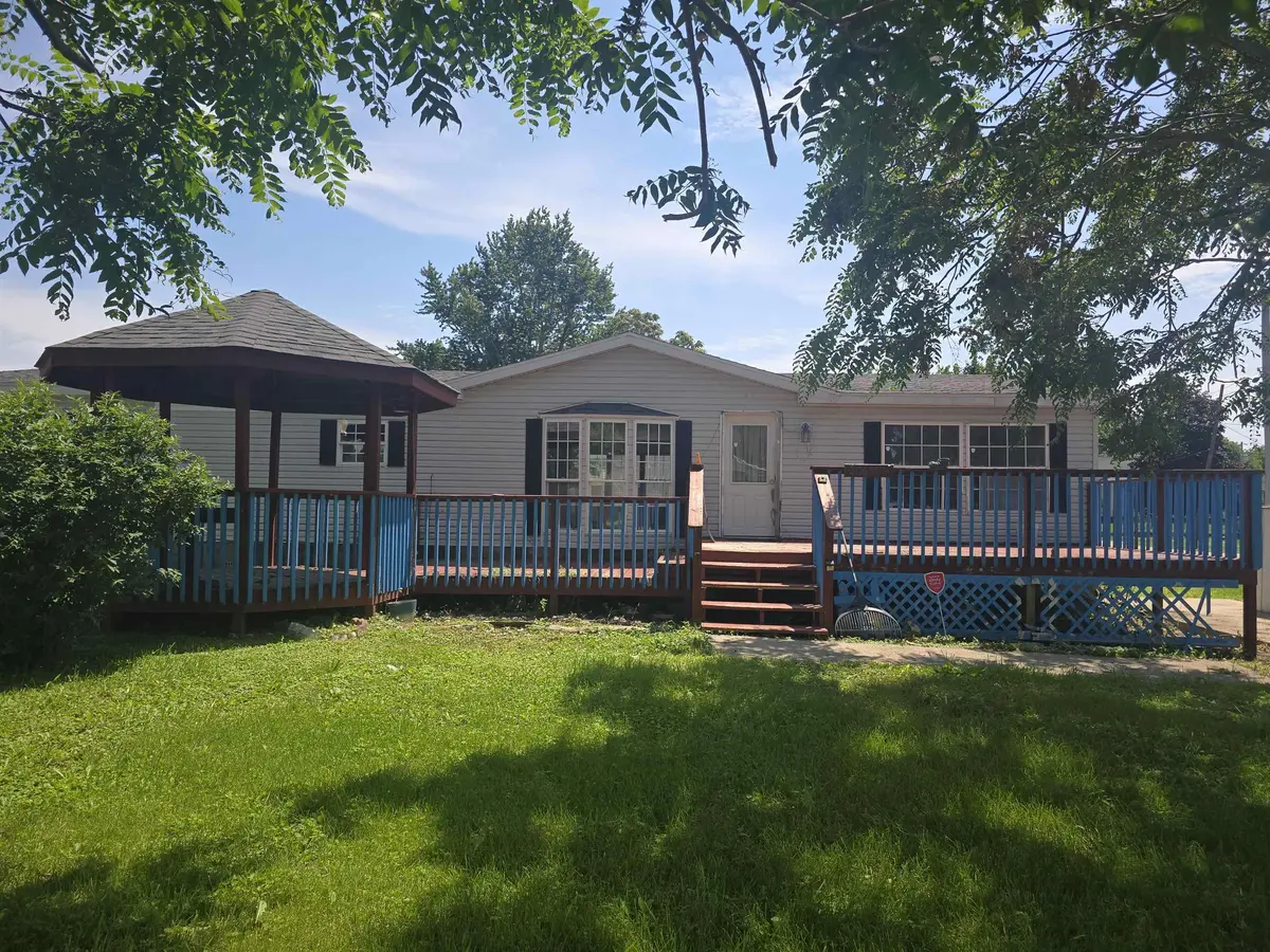 206 W 1st AVE, La Harpe, IL 61450