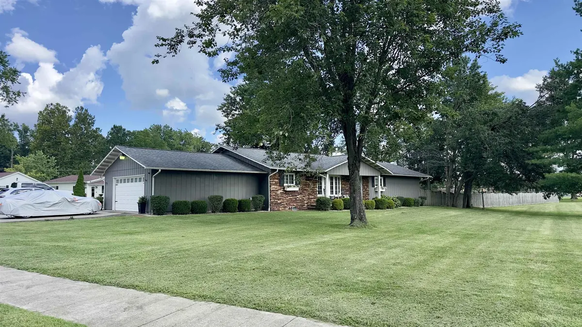 1402 E Cleveland ST E, West Frankfort, IL 62896