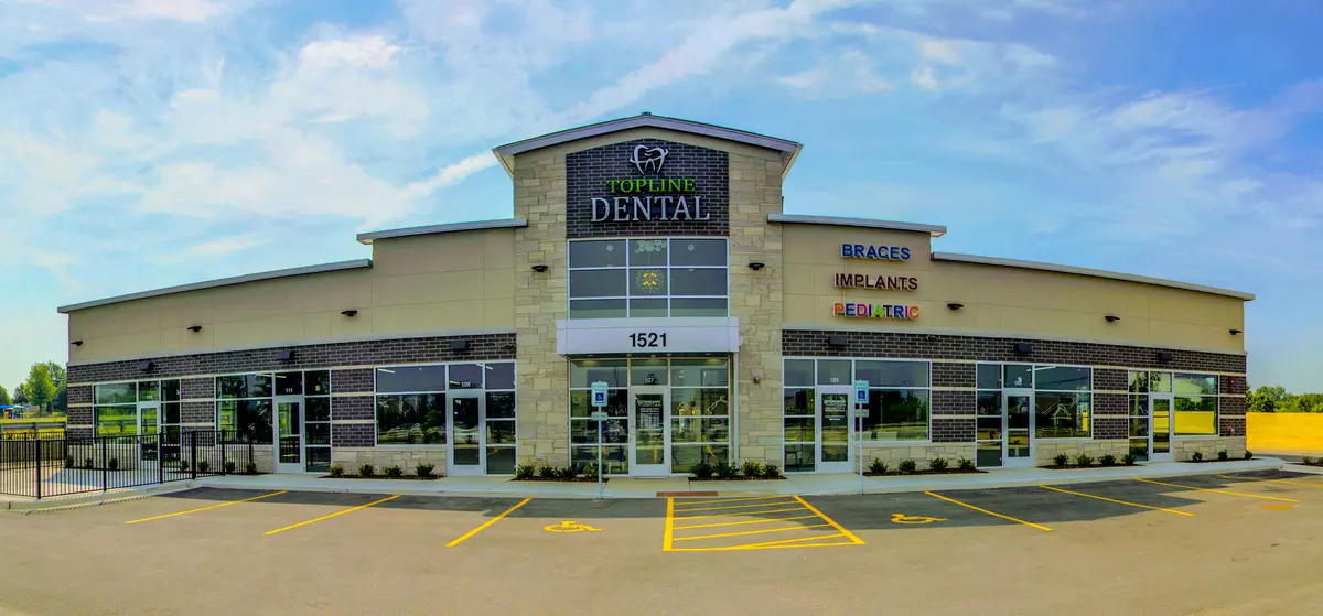 1521 Ogden AVE, Aurora, IL 60503