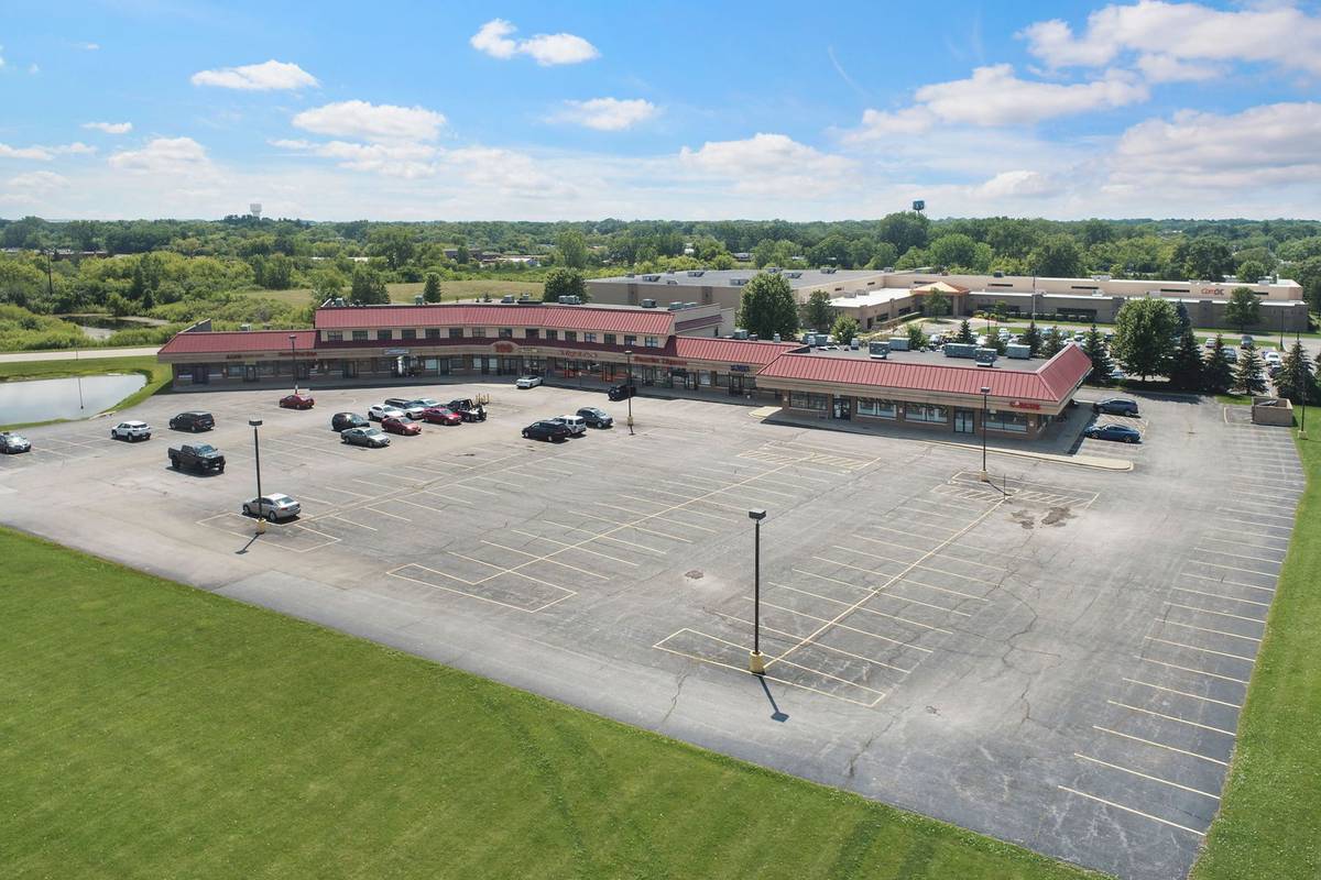 100 S Atkinson RD #211, Grayslake, IL 60030