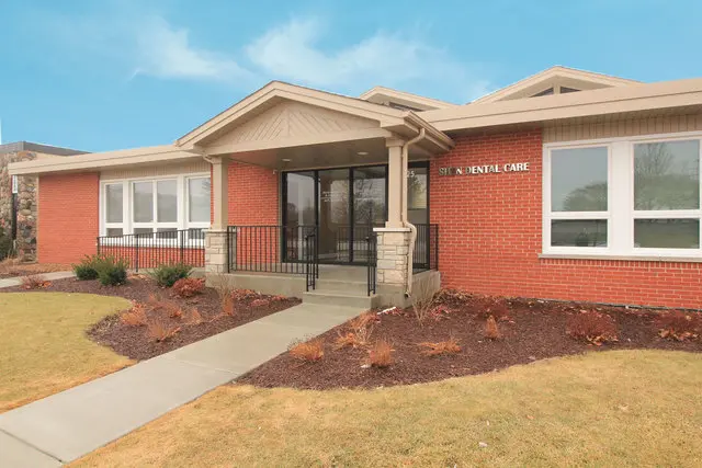 325 W Prospect AVE #5, Mount Prospect, IL 60056