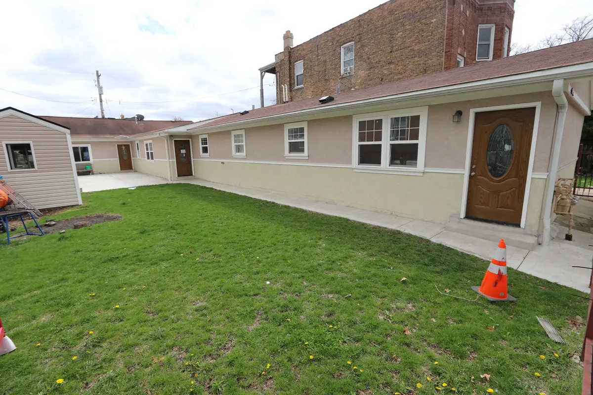 4247 W Haddon AVE, Chicago, IL 60651