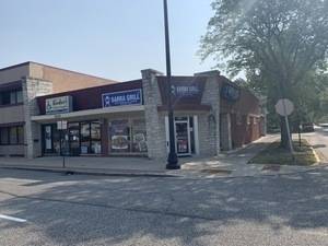8337 Skokie BLVD, Skokie, IL 60077