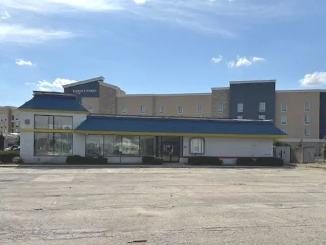 3625 Rock Creek BLVD, Joliet, IL 60431