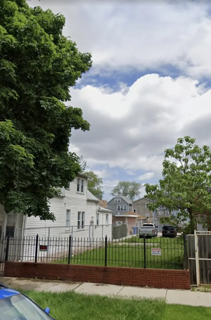2503 N Lotus AVE, Chicago, IL 60639