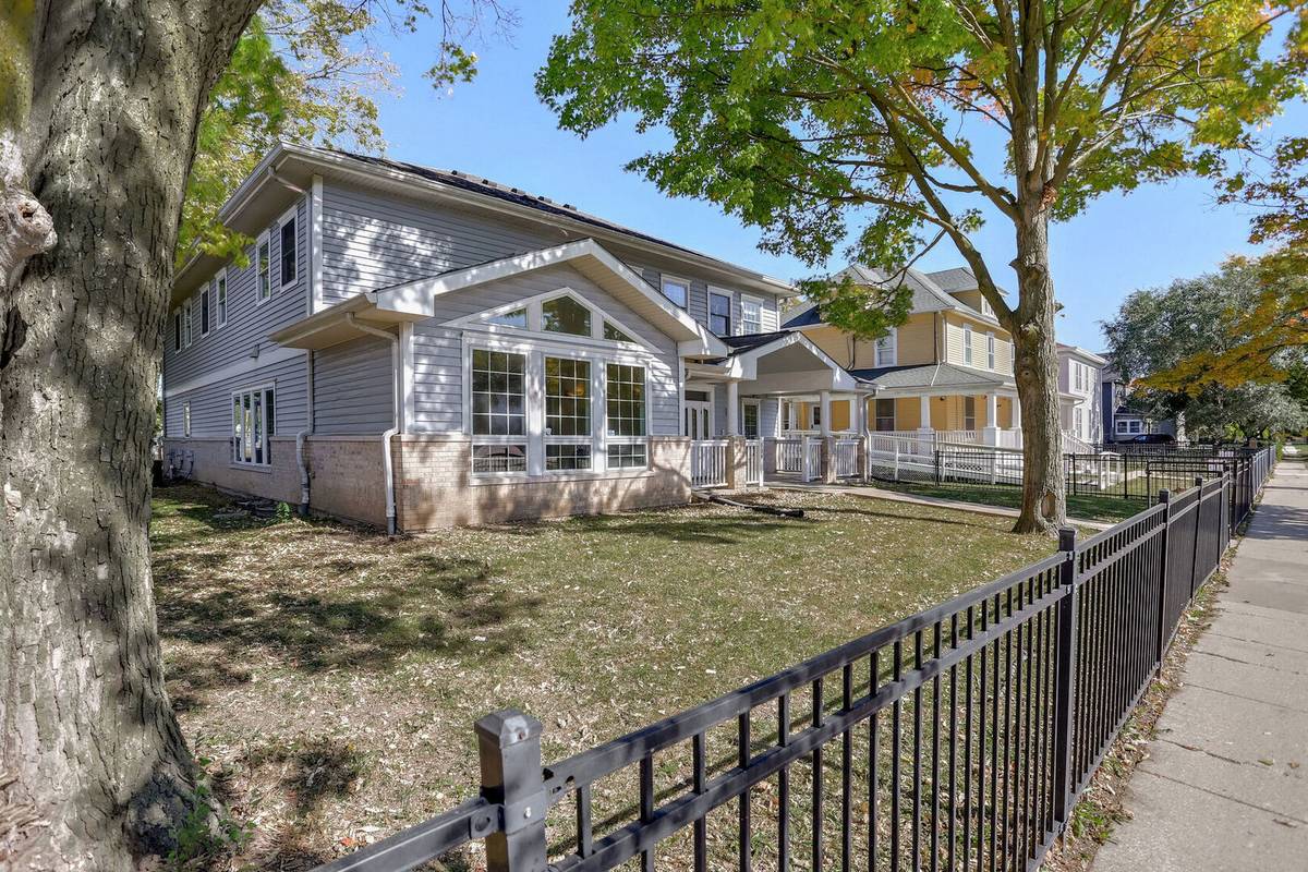 504 E Church ST, Champaign, IL 61820