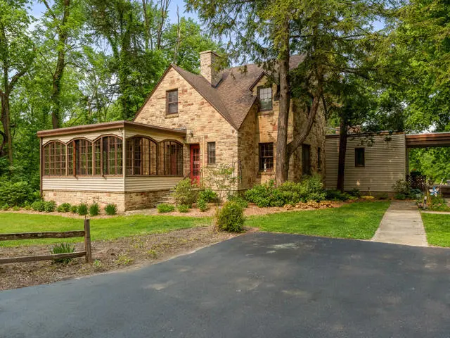 2373 Geddes RD, Rockford, IL 61103