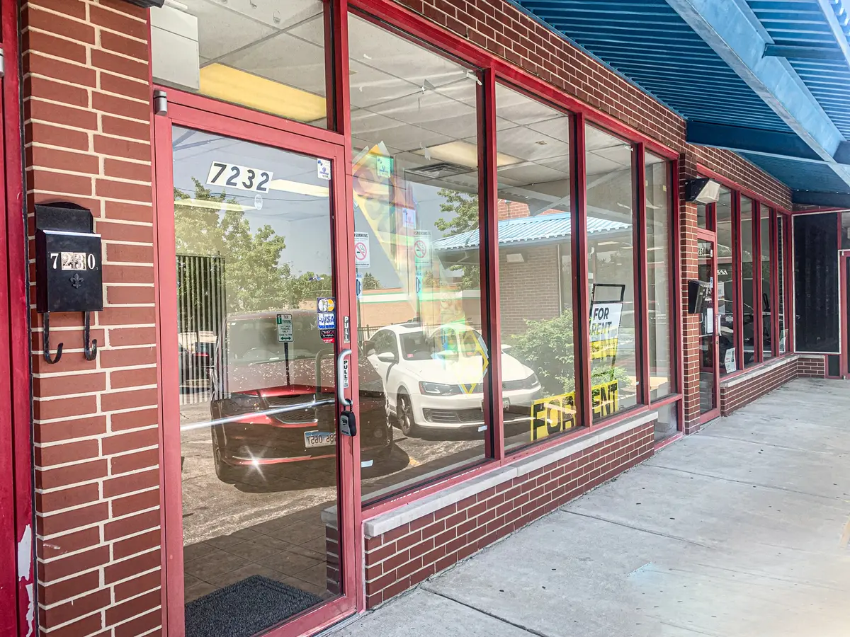 7232 N HARLEM AVE, Chicago, IL 60631