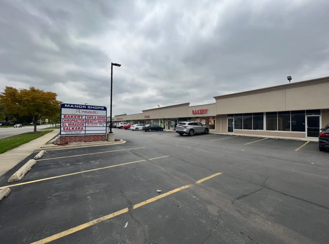 49 E Fullerton AVE, Addison, IL 60101