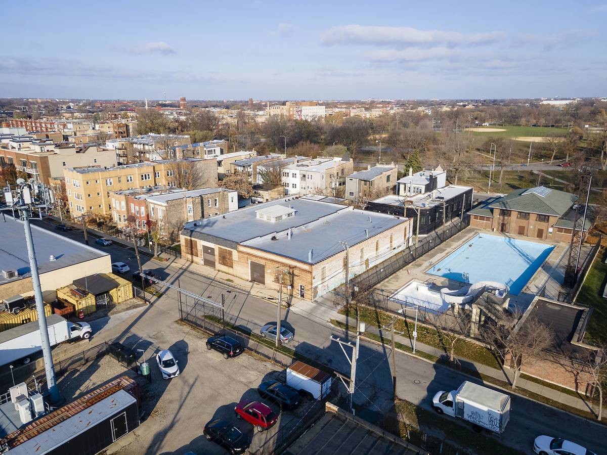 3056 W Walton ST, Chicago, IL 60622