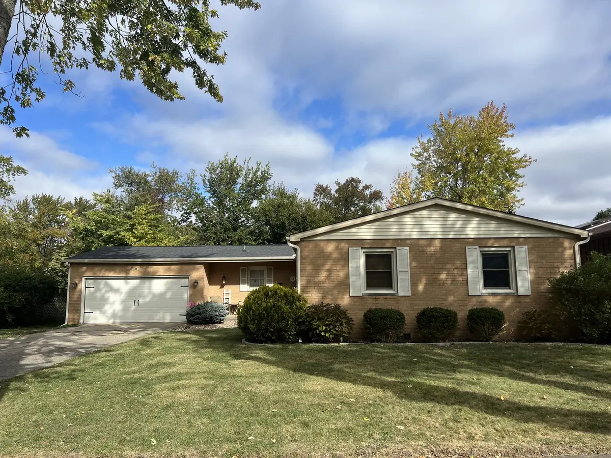 708 Harmon ST, Urbana, IL 61801