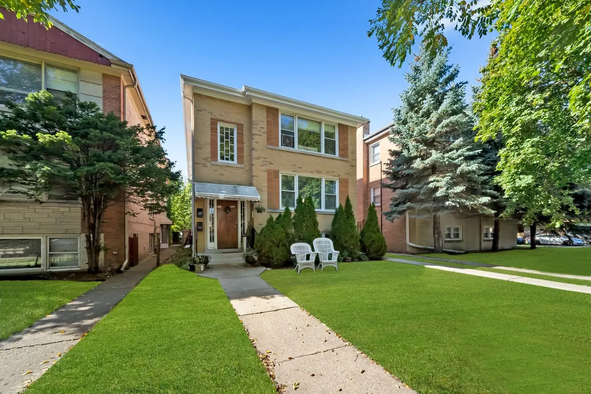 704 Florence AVE, Evanston, IL 60202