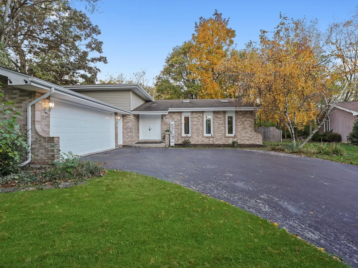 3604 Tee Court North CT, Crete, IL 60417