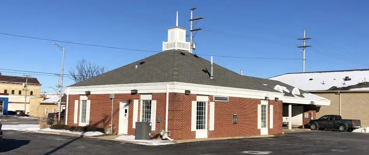 123 W Grant HWY, Marengo, IL 60152