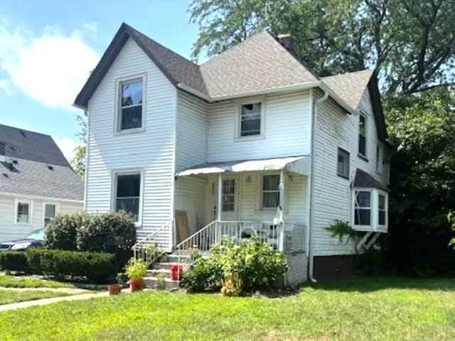 2712 Elizabeth AVE, Zion, IL 60099