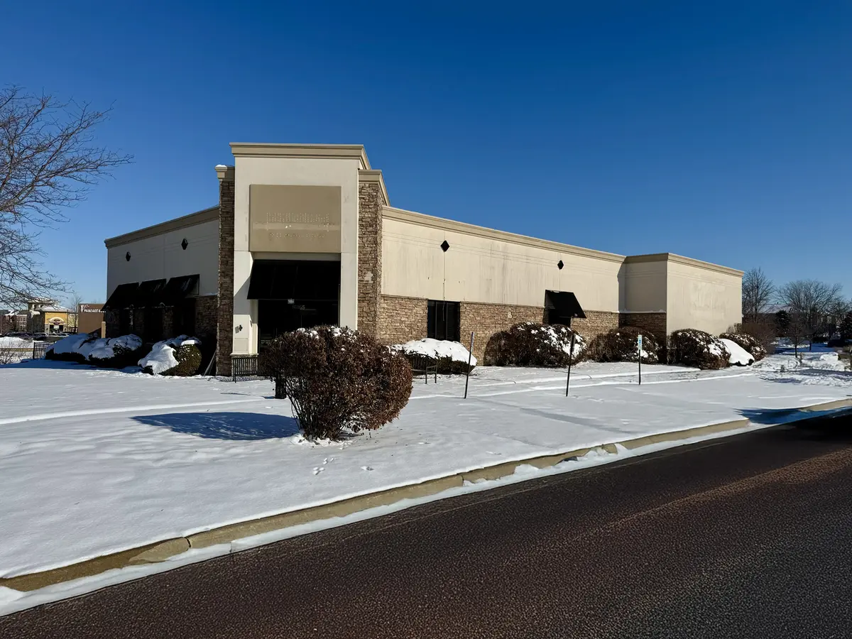16165 La Grange RD, Orland Park, IL 60462