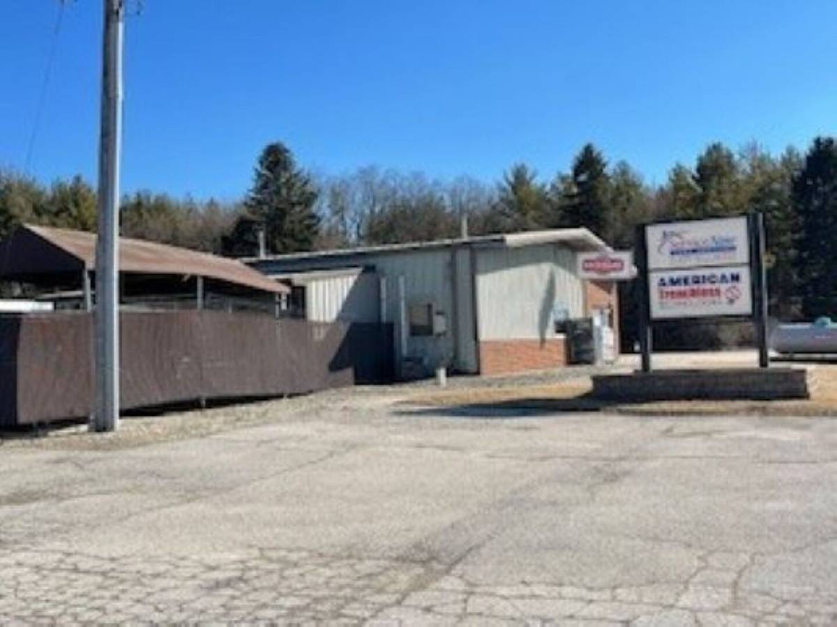 17742 & 17750 Somonauk RD S, Dekalb, IL 60115
