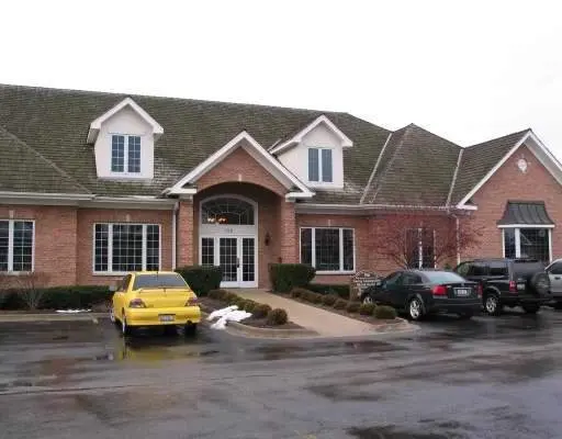 708 Florsheim DR #106, Libertyville, IL 60048