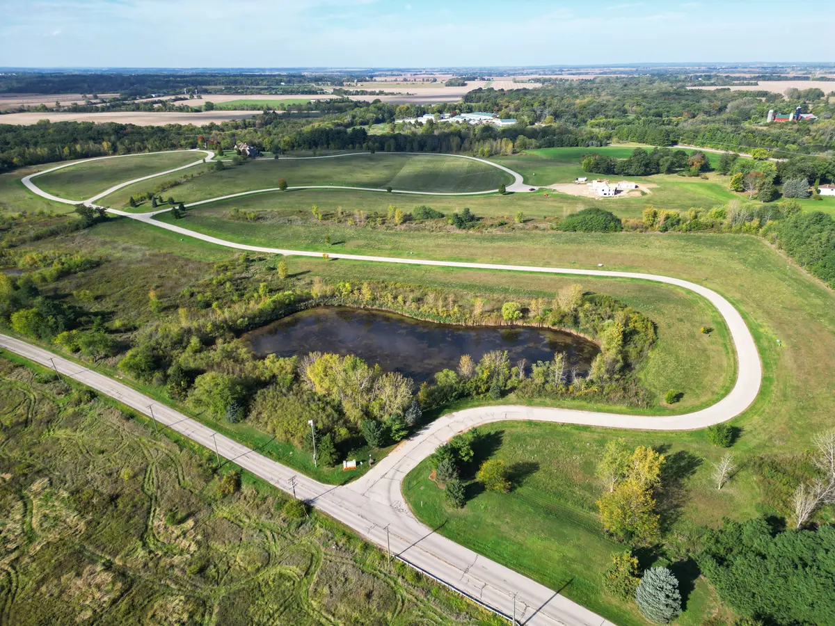7704 Glacier Lakes WAY, Richmond, IL 60071