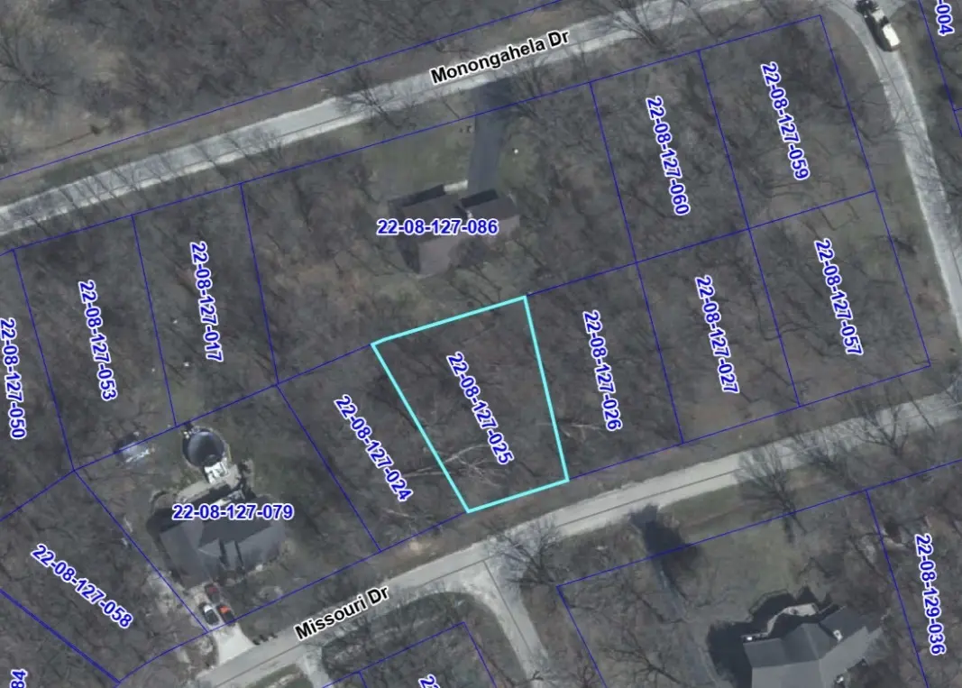 923 Missouri DR, Dixon, IL 61021