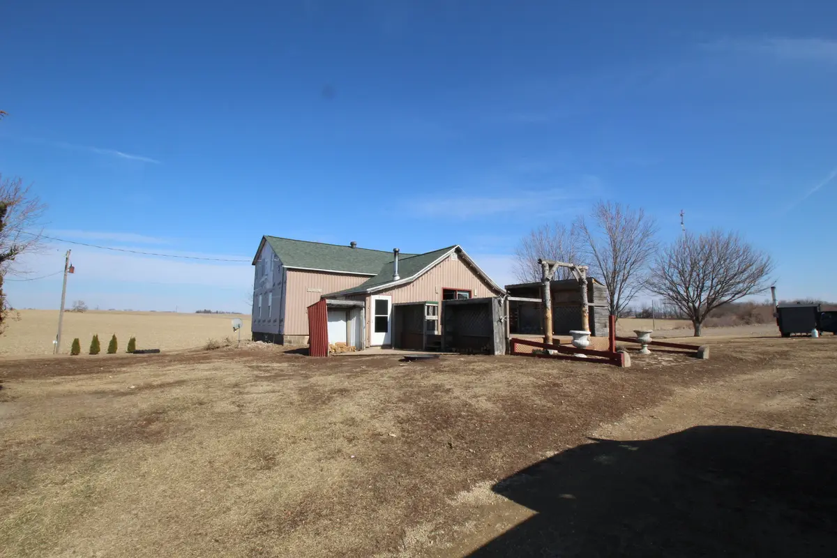 15210 MURPHY RD, Winnebago, IL 61088