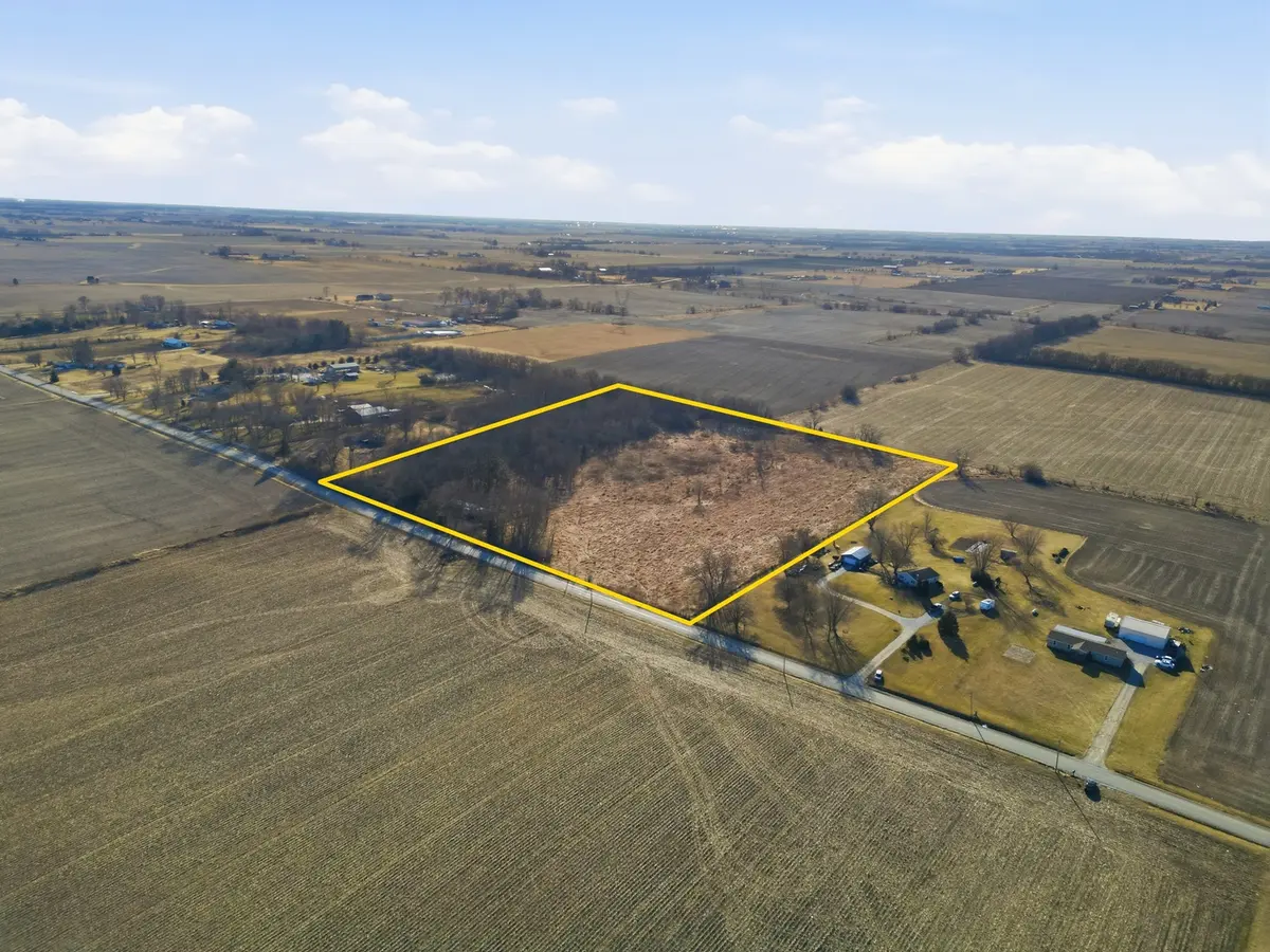 31506 S State Line RD, Beecher, IL 60401