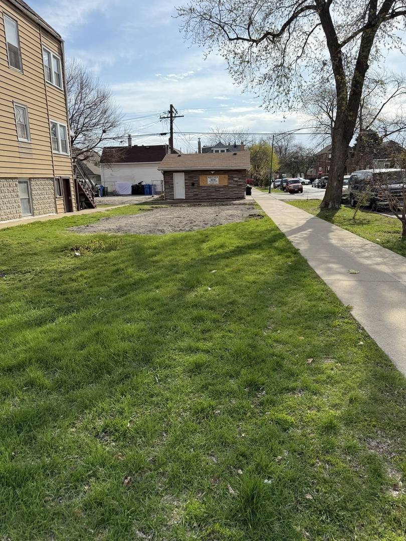 4557 S Francisco AVE, Chicago, IL 60632