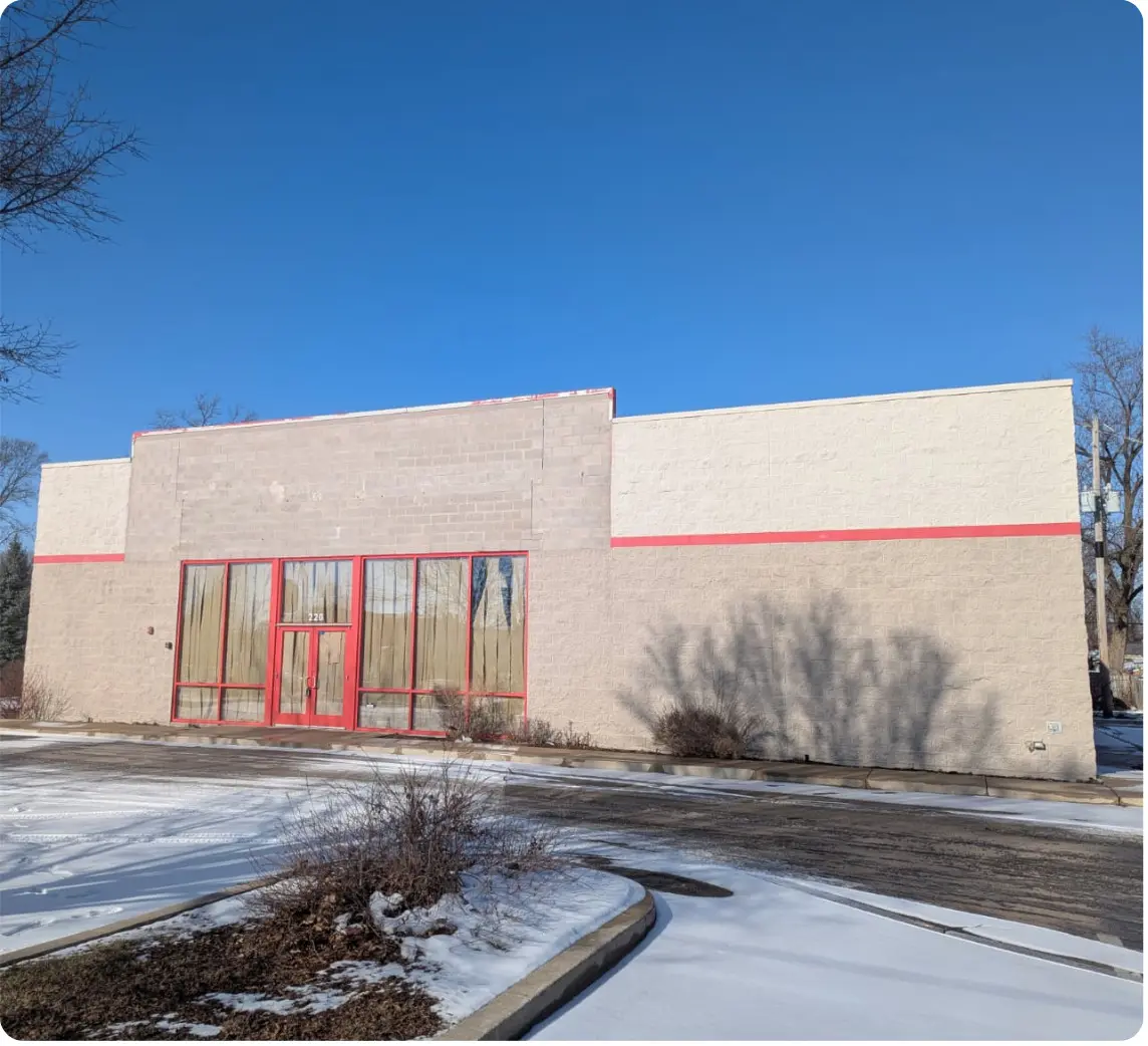 220 E Norris DR, Ottawa, IL 61350