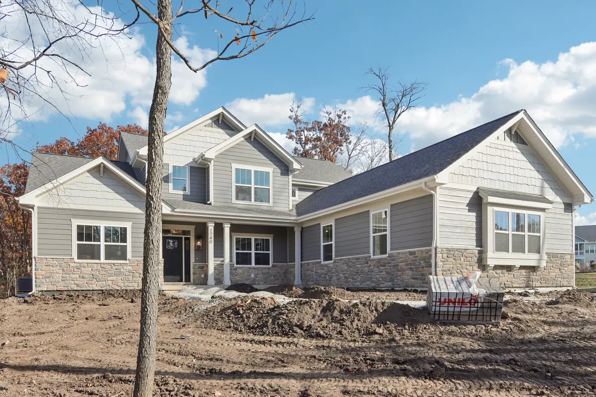 39W910 Catlin SQ, Geneva, IL 60134
