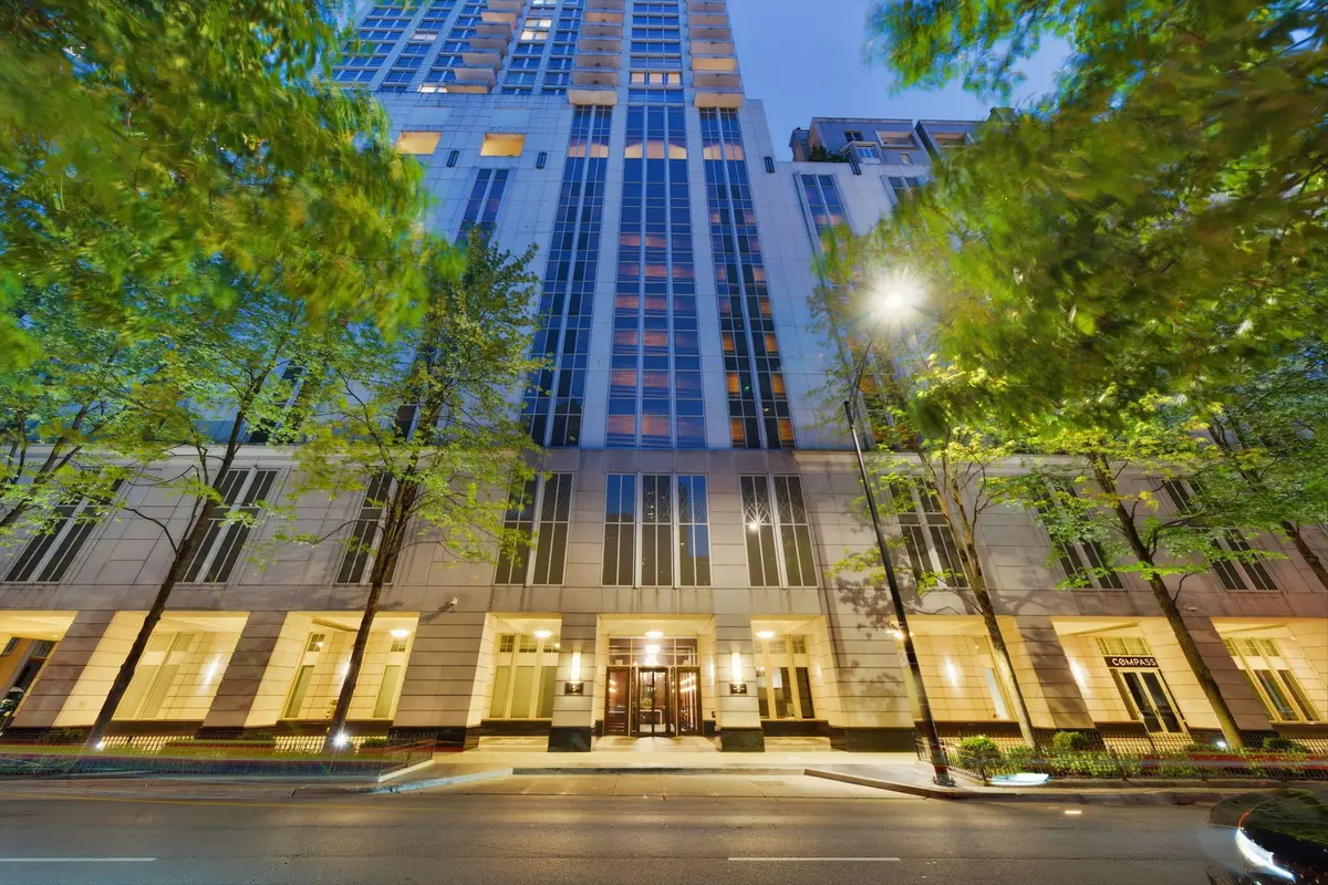 55 E Erie ST #2705, Chicago, IL 60611