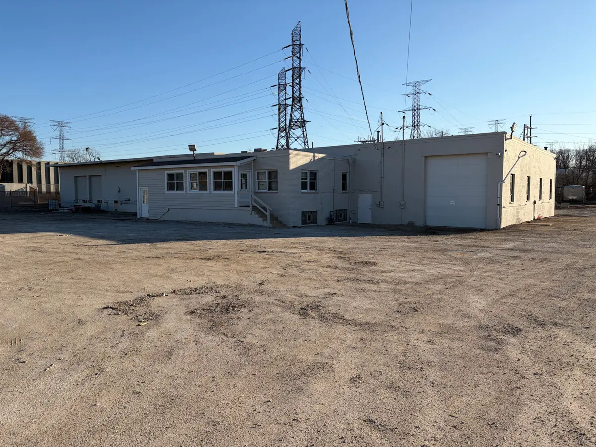 1285 Aurora AVE, Aurora, IL 60505
