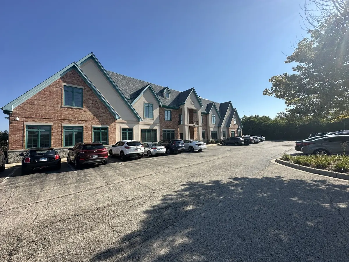 1531 S Grove AVE, Barrington, IL 60010