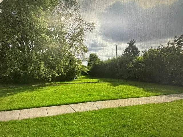 429 W Army Trail RD, Addison, IL 60101