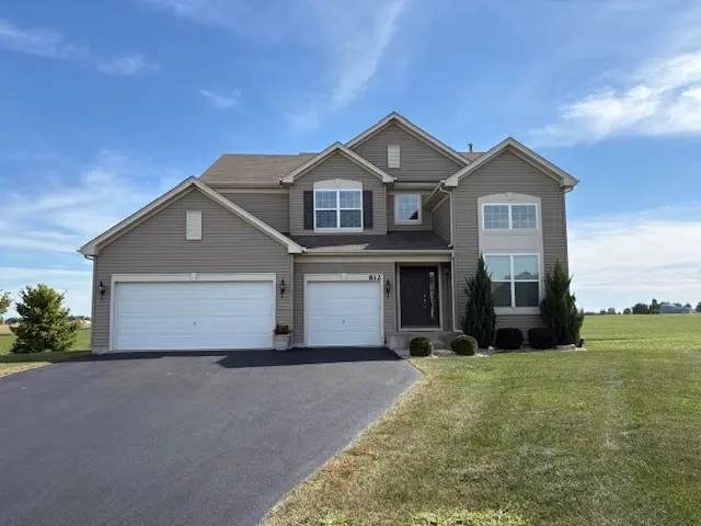 812 Caulfield PT, Yorkville, IL 60560