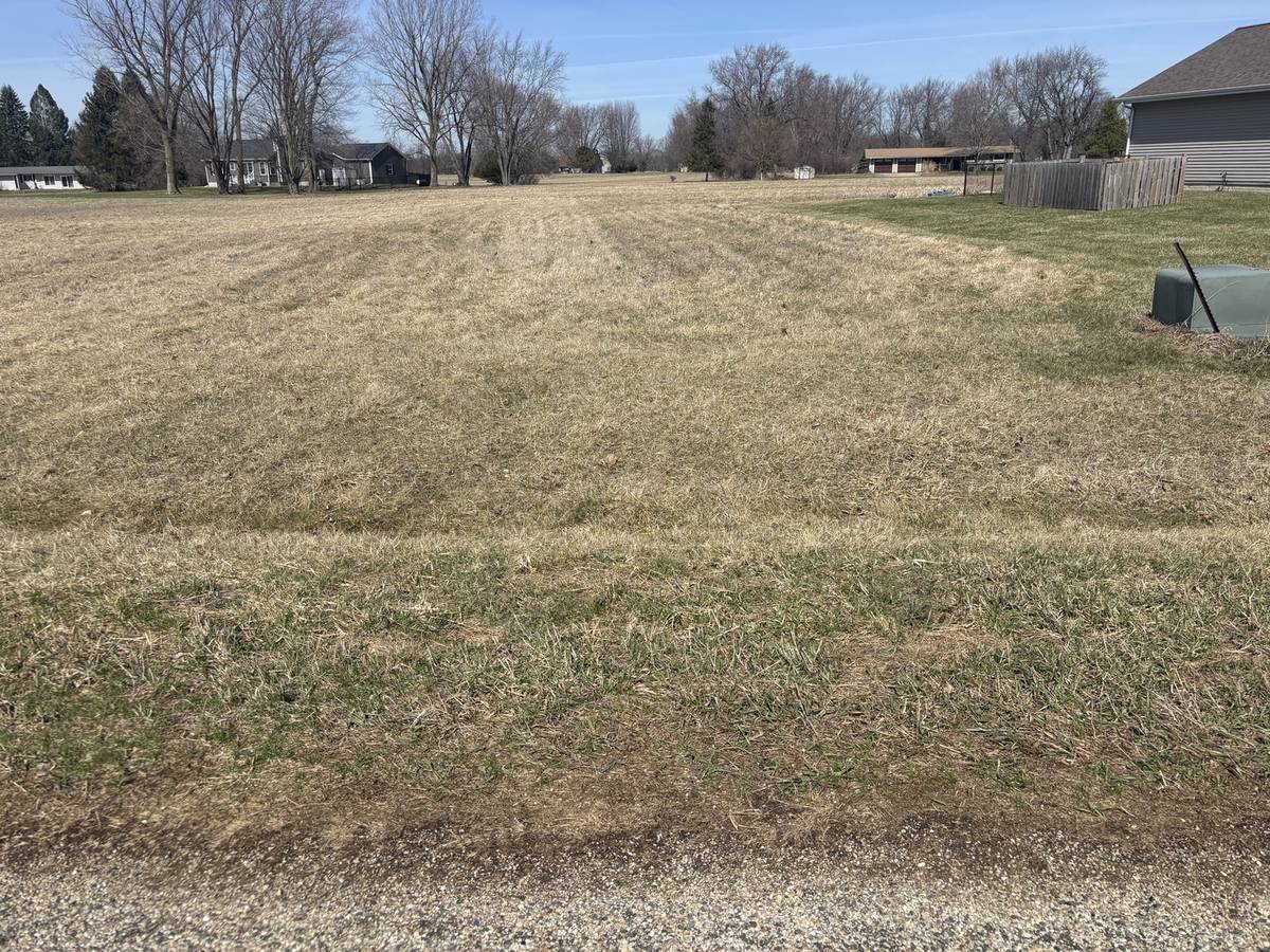 932 Willow Wood DR, Varna, IL 61375