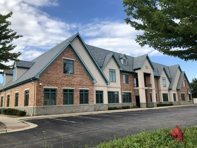 1531 S Grove AVE #201, Barrington, IL 60010