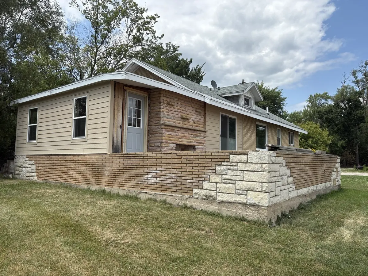 1031 IL Route 173 HWY, Antioch, IL 60002