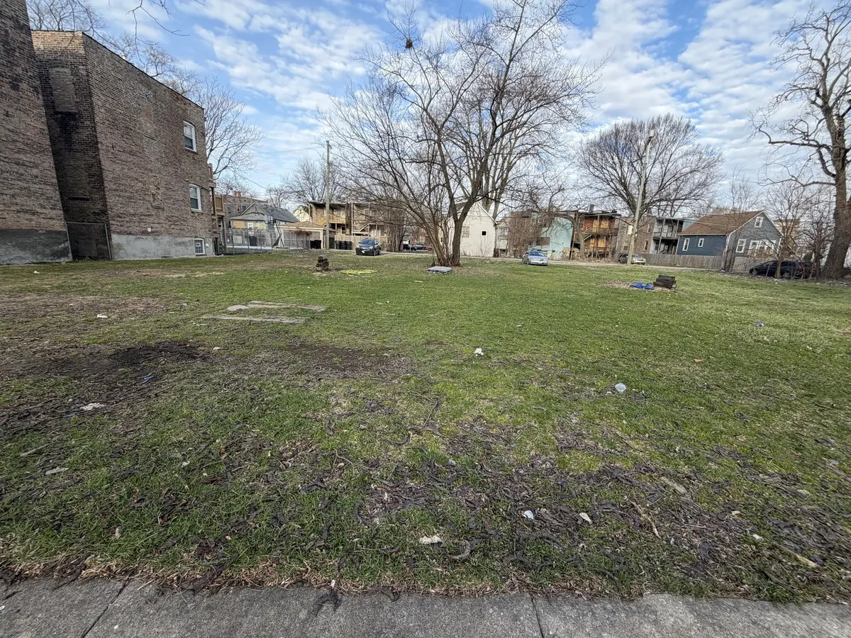 5734 S Carpenter ST, Chicago, IL 60621