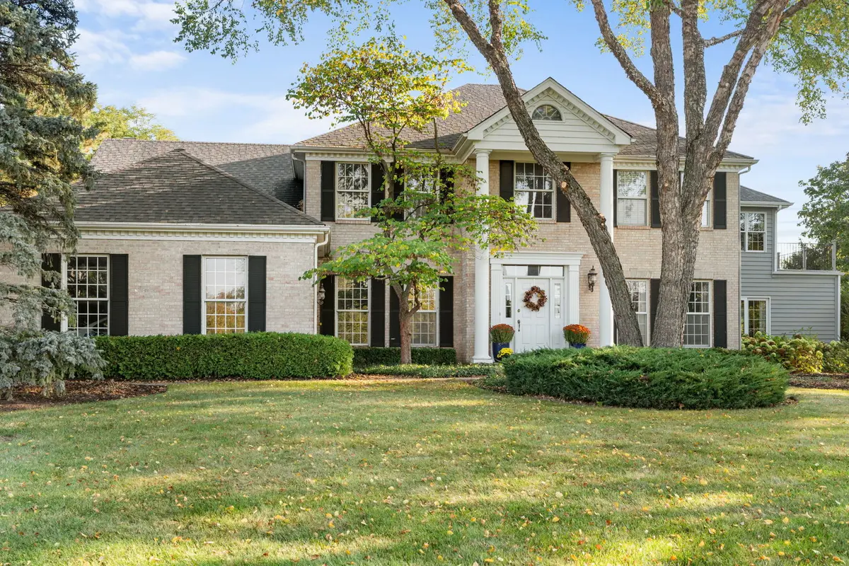 716 Old Westbury CT, Crystal Lake, IL 60012