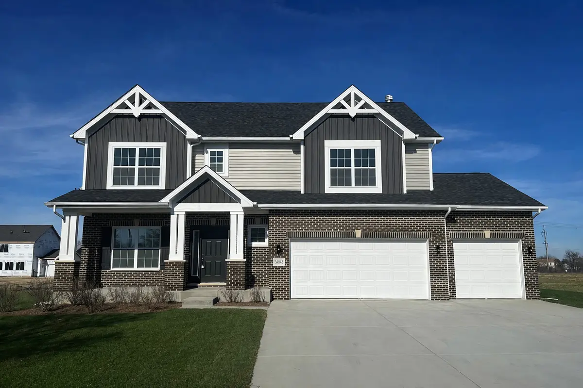 25935 W Ravine Woods DR, Channahon, IL 60410