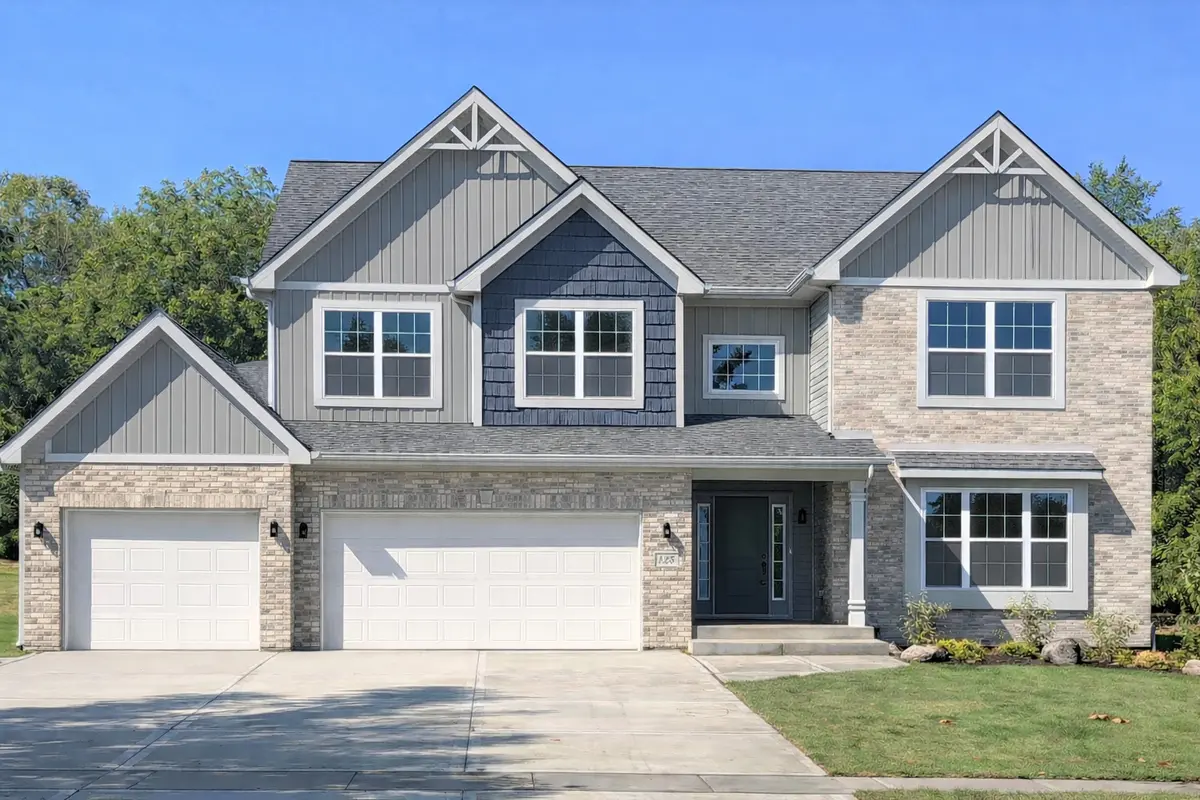25902 W Ravine Woods DR, Channahon, IL 60410