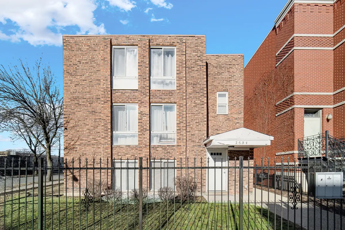 2654 W 12th PL #1, Chicago, IL 60608