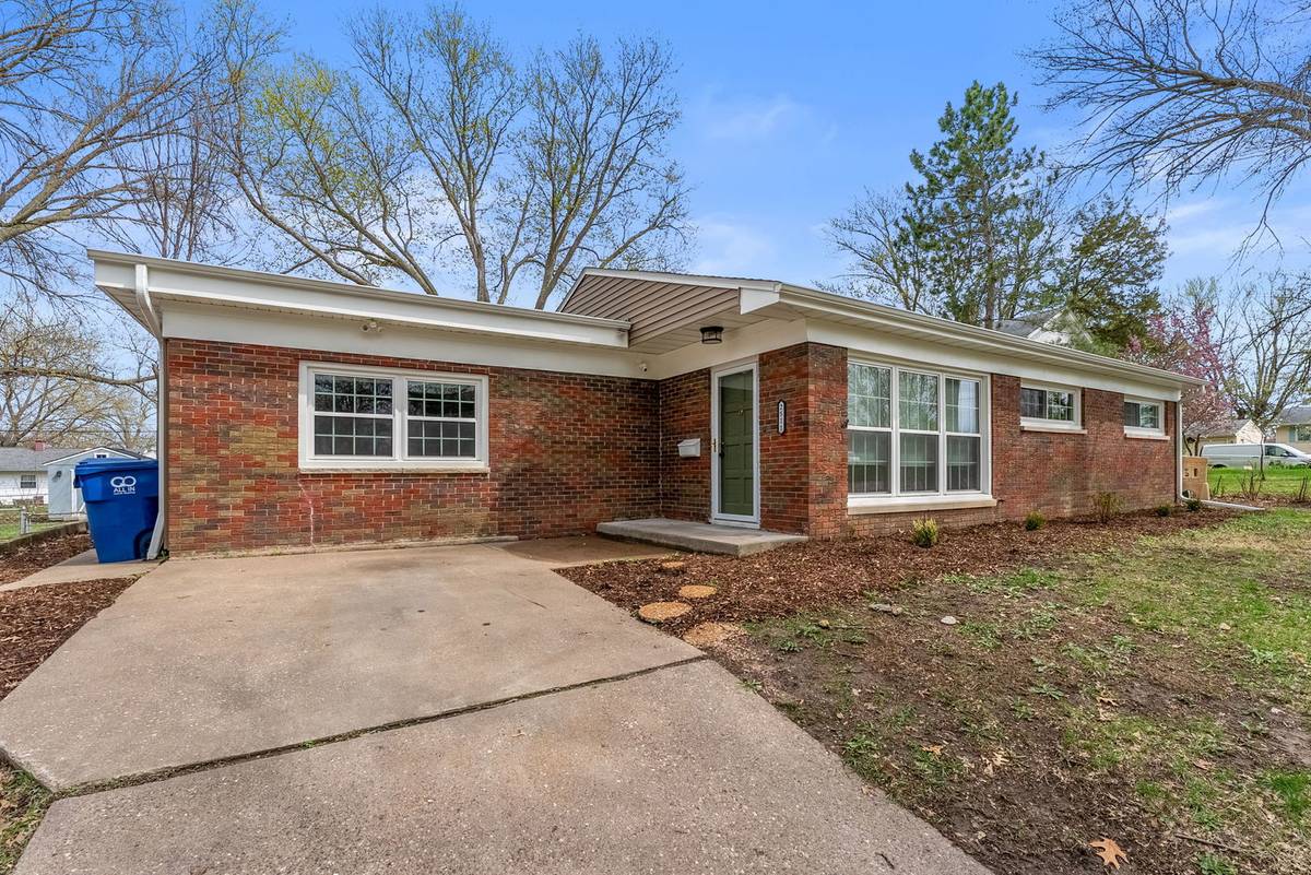 2511 Belle AVE, Davenport, IA 52803
