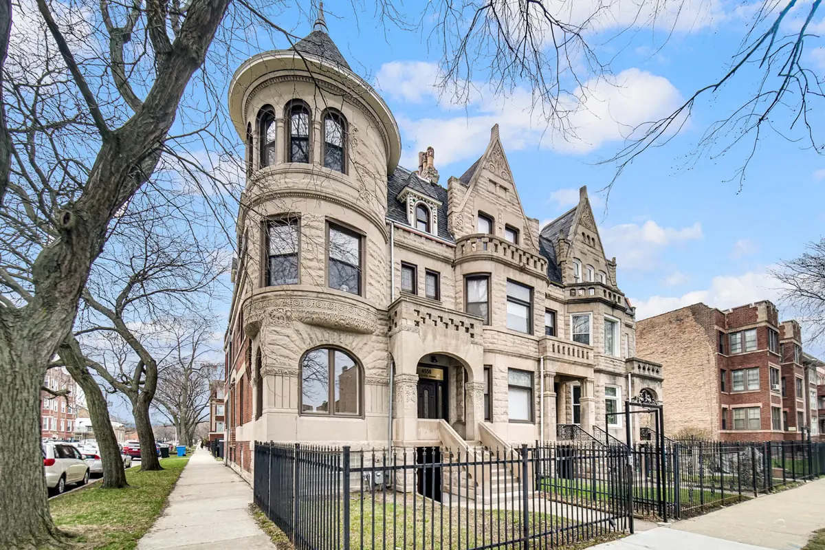 4558 S Ellis AVE, Chicago, IL 60653