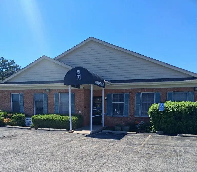 2203 Eastland Suite 7 DR, Bloomington, IL 61704