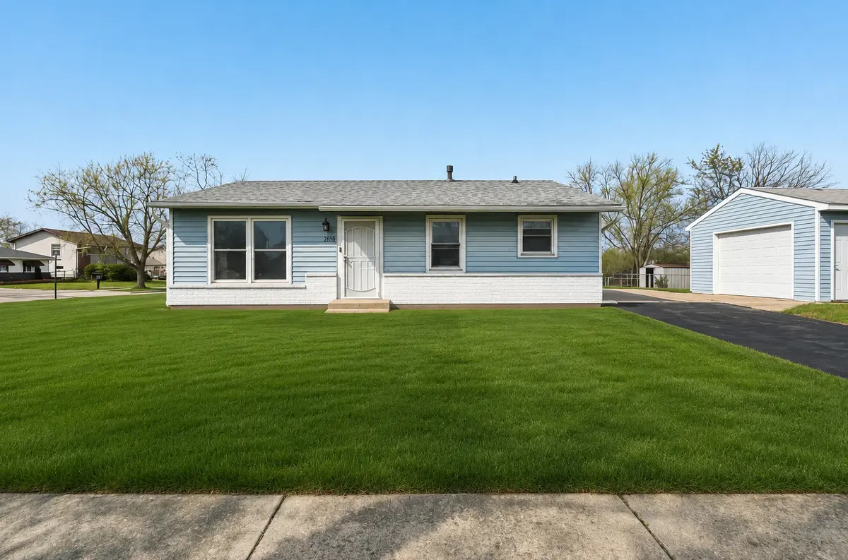 3520 School DR, Country Club Hills, IL 60478