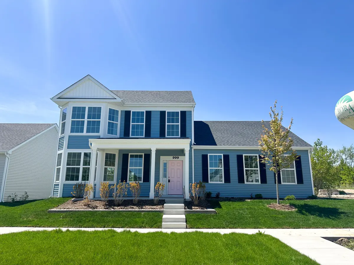 999 Celebration DR, Aurora, IL 60504