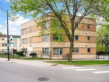 7800 S Exchange AVE, Chicago, IL 60649