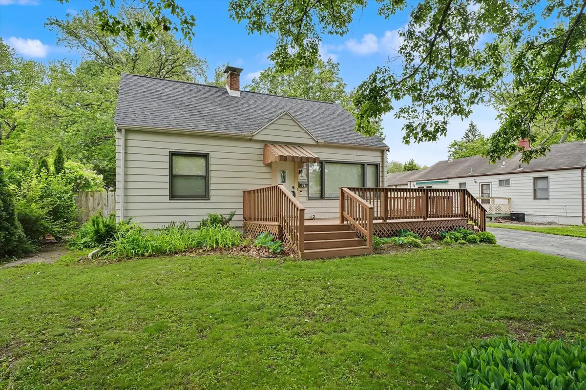 610 S Western AVE, Champaign, IL 61821